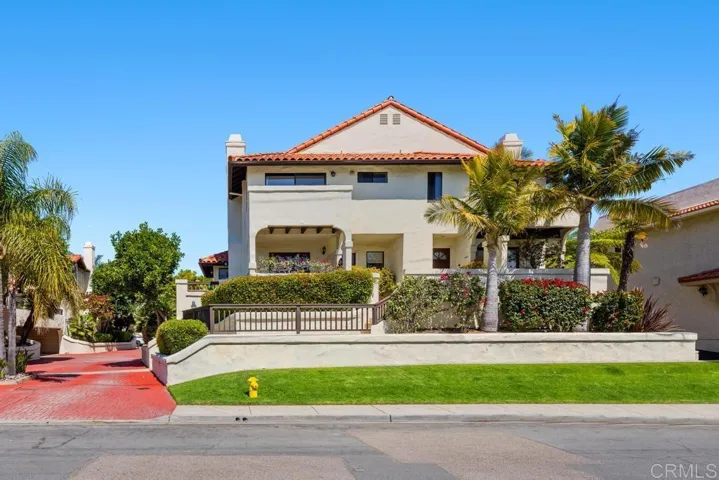 298 Chinquapin Avenue A, Carlsbad, California 92008