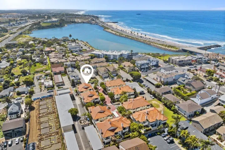 298 Chinquapin Avenue A, Carlsbad, California 92008