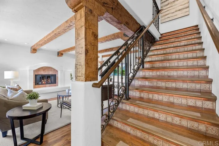 298 Chinquapin Avenue A, Carlsbad, California 92008