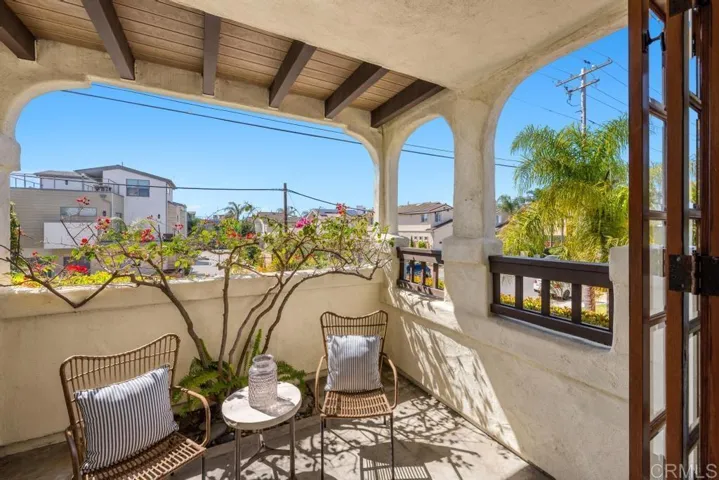 298 Chinquapin Avenue A, Carlsbad, California 92008
