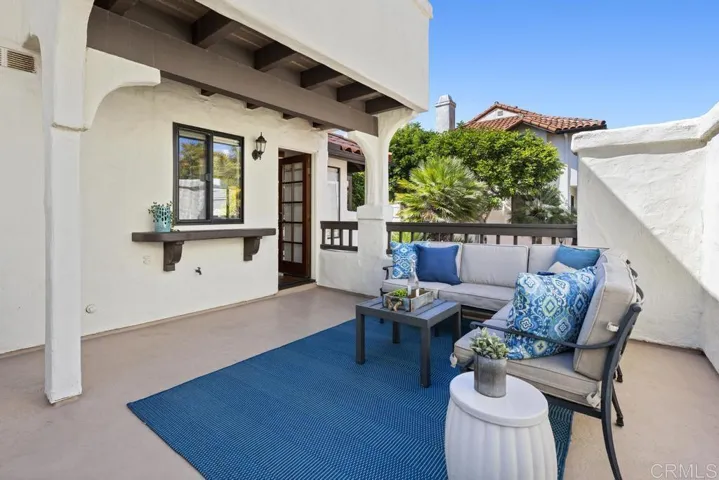 298 Chinquapin Avenue A, Carlsbad, California 92008