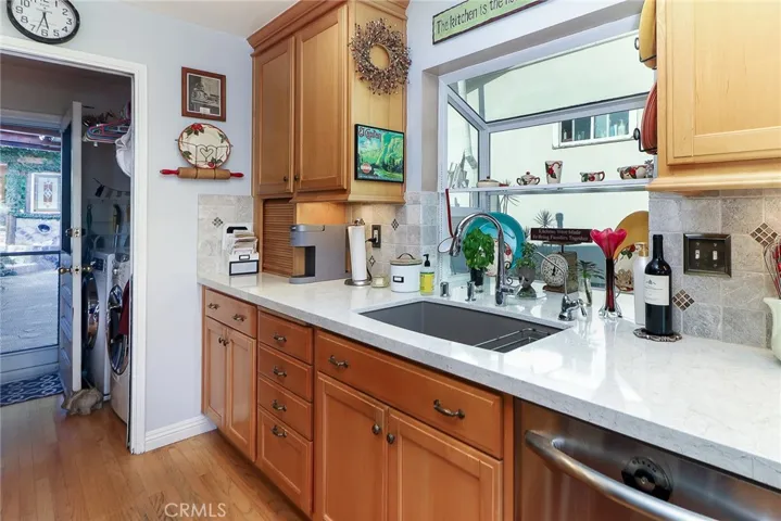 313 W 4th Street, San Dimas, California 91773