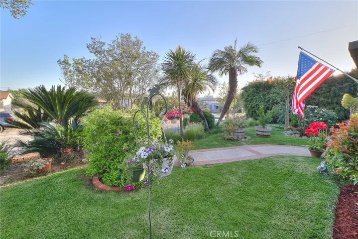 313 W 4th Street, San Dimas, California 91773