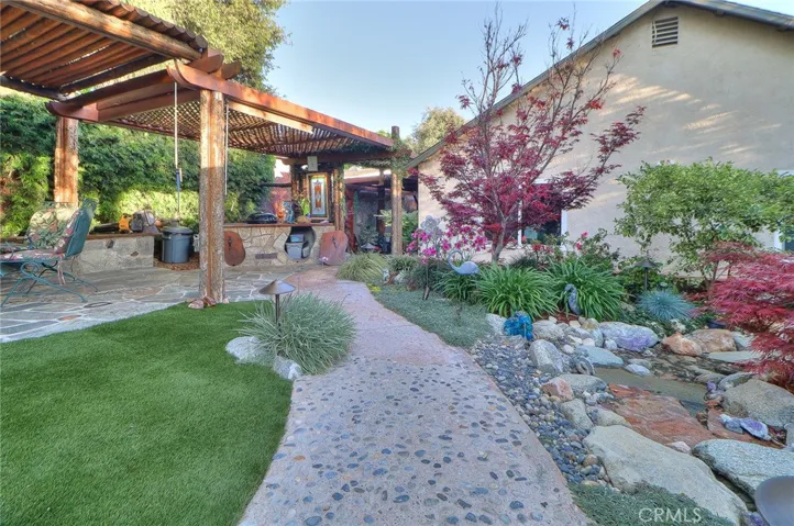 313 W 4th Street, San Dimas, California 91773