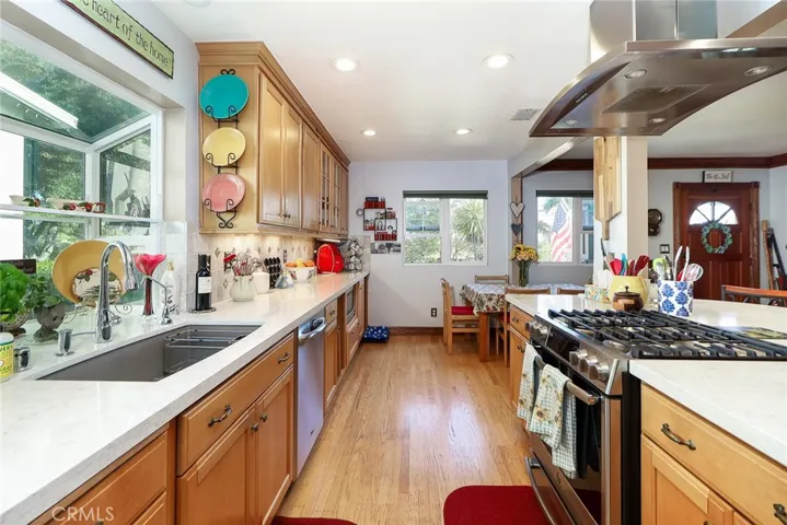 313 W 4th Street, San Dimas, California 91773