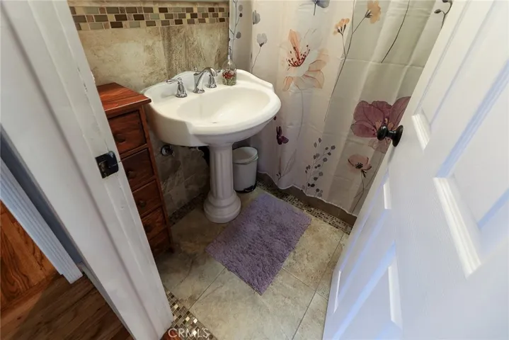 313 W 4th Street, San Dimas, California 91773