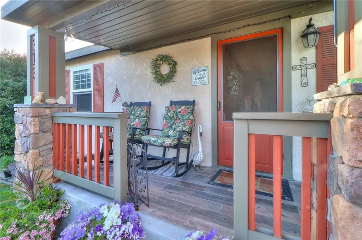 313 W 4th Street, San Dimas, California 91773