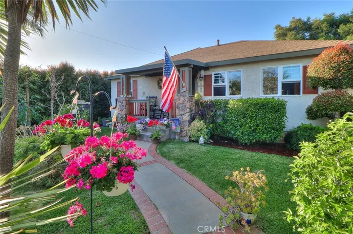 313 W 4th Street, San Dimas, California 91773