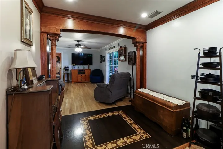 313 W 4th Street, San Dimas, California 91773