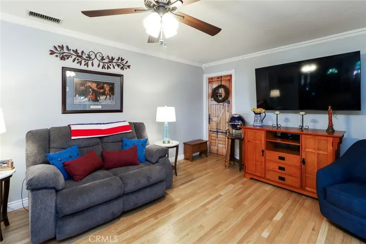 313 W 4th Street, San Dimas, California 91773