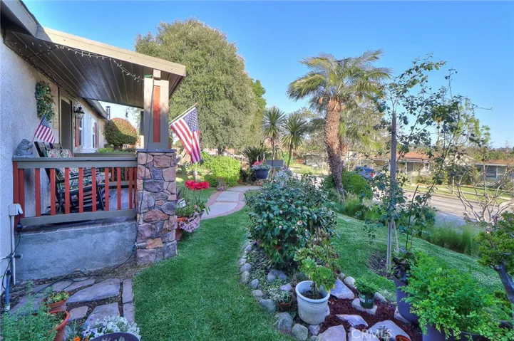 313 W 4th Street, San Dimas, California 91773