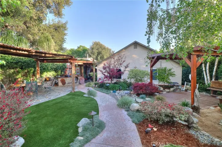 313 W 4th Street, San Dimas, California 91773
