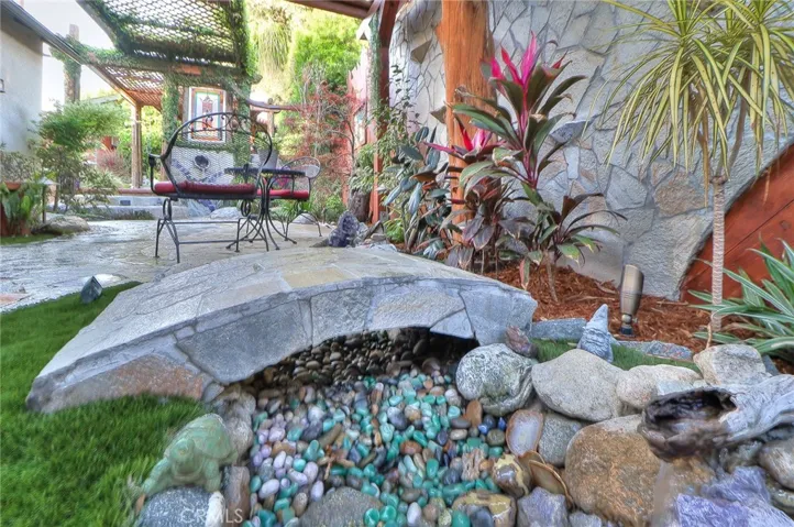 313 W 4th Street, San Dimas, California 91773