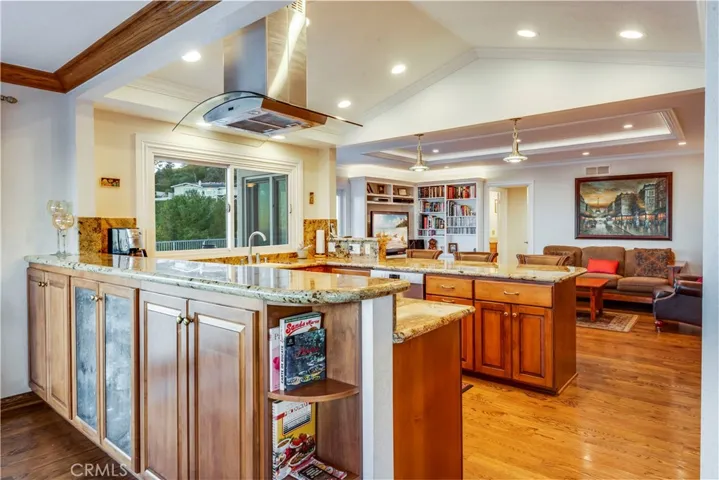 3360 Crownview Drive, Rancho Palos Verdes, California 90275
