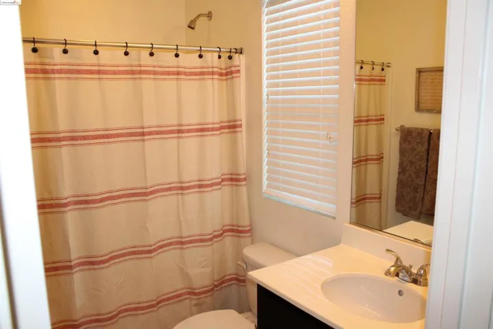 1252 Sierra Trail Rd, Oakley, California 94561