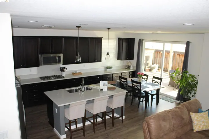 1252 Sierra Trail Rd, Oakley, California 94561