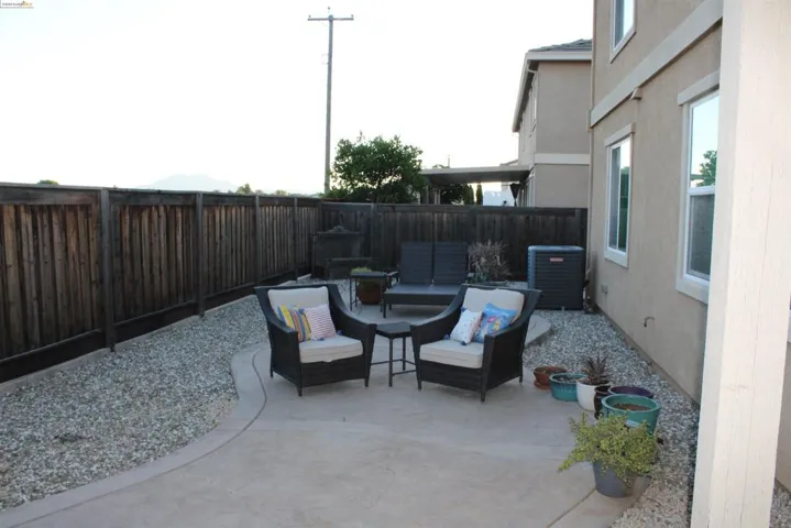 1252 Sierra Trail Rd, Oakley, California 94561