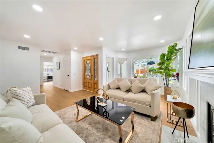4831 Redbluff Circle, Irvine, California 92604
