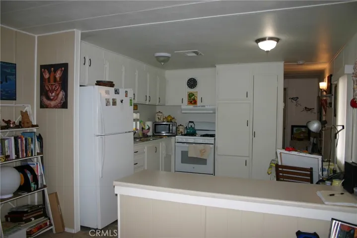 332 N Lyon Avenue 29, Hemet, California 92543