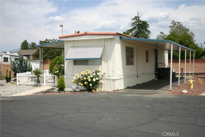 332 N Lyon Avenue 29, Hemet, California 92543
