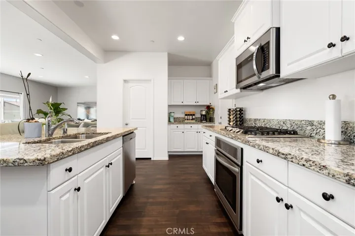 30155 Sierra Ridge Way, Menifee, California 92585
