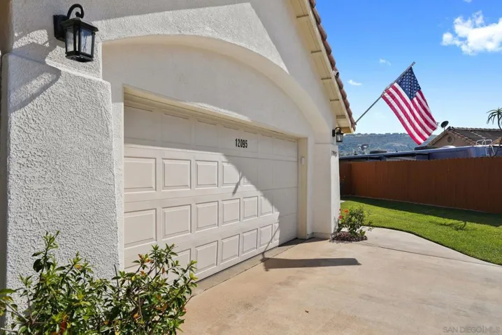 12095 Sterling Hill Ln, Lakeside, California 92040