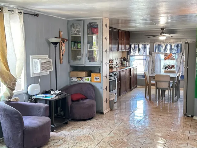 2075 W Rialto Avenue 46, San Bernardino, California 92410