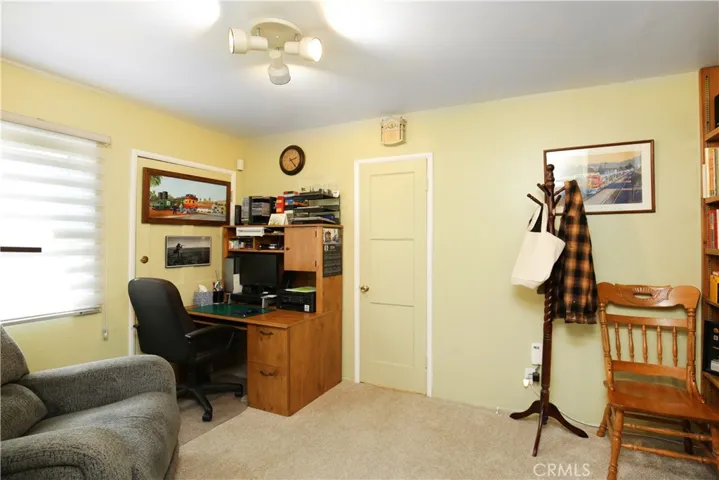 661 N Redding Way, Upland, California 91786