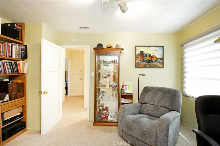 661 N Redding Way, Upland, California 91786