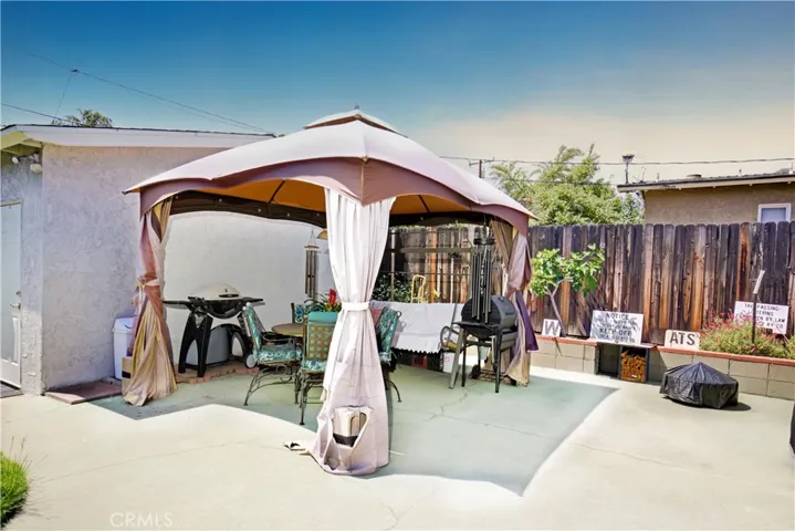 661 N Redding Way, Upland, California 91786