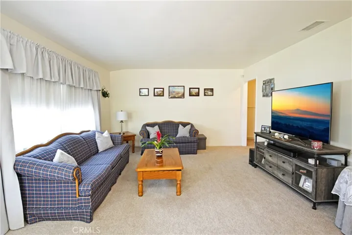 661 N Redding Way, Upland, California 91786