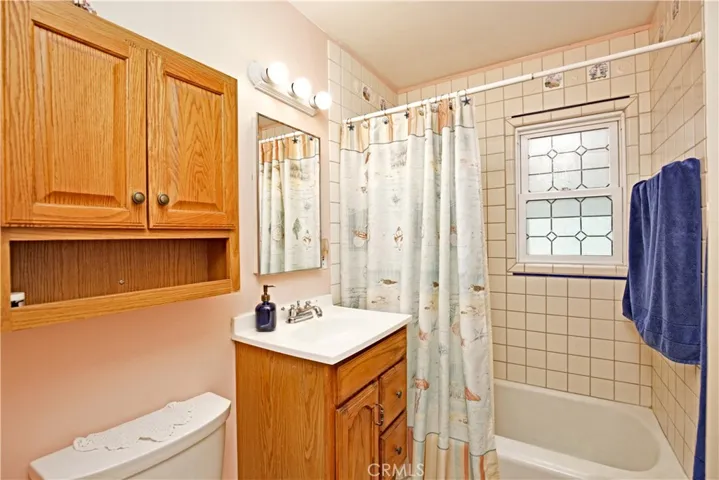 661 N Redding Way, Upland, California 91786