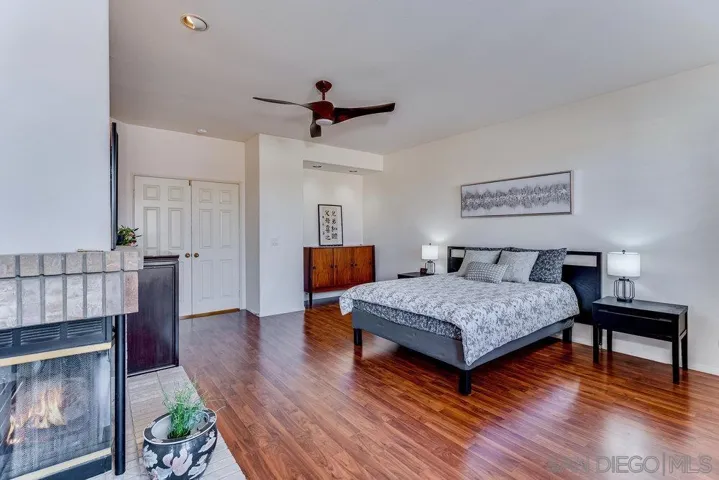 3136 Almahurst Row, La Jolla, California 92037