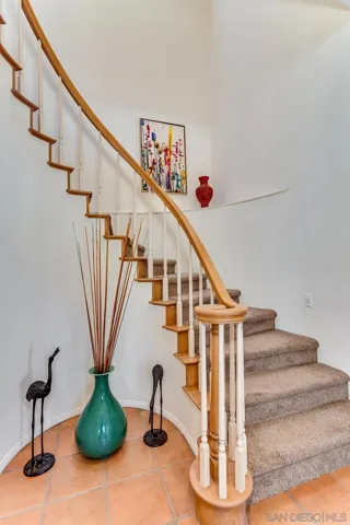 3136 Almahurst Row, La Jolla, California 92037