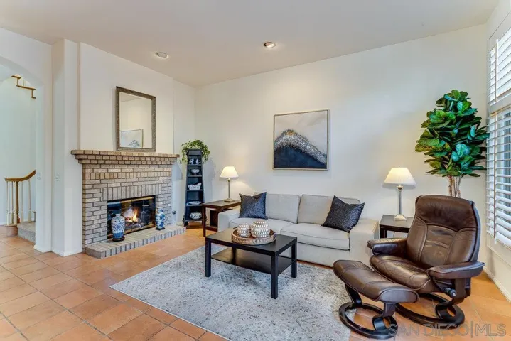 3136 Almahurst Row, La Jolla, California 92037