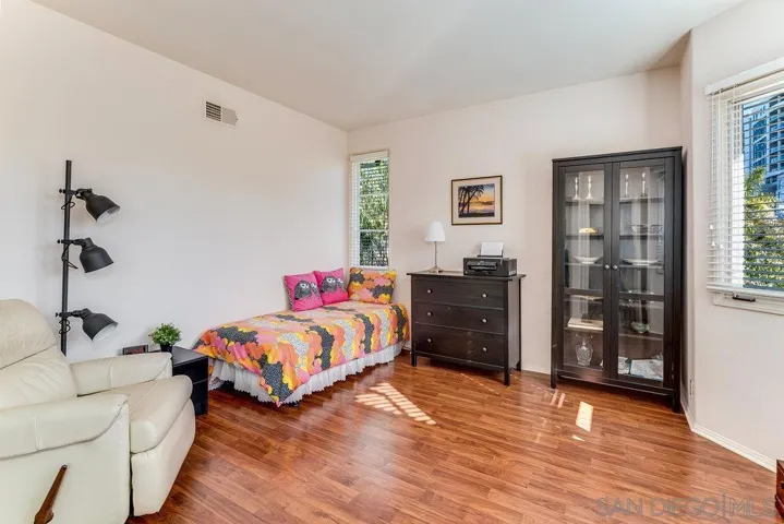 3136 Almahurst Row, La Jolla, California 92037