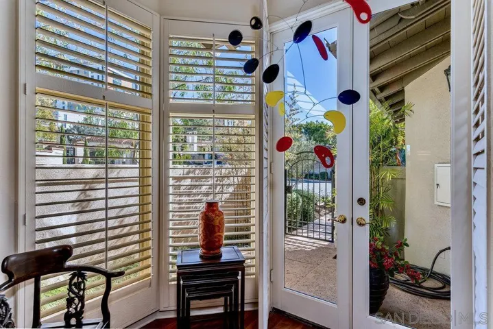 3136 Almahurst Row, La Jolla, California 92037