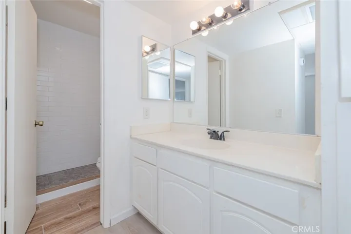 2813 S Fairview Street E, Santa Ana, California 92704