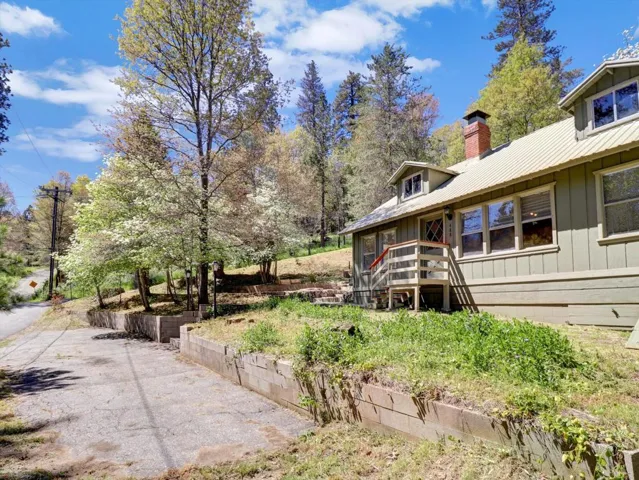 13-488 Hunt Lane-13