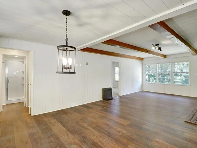 33-488 Hunt Lane-33