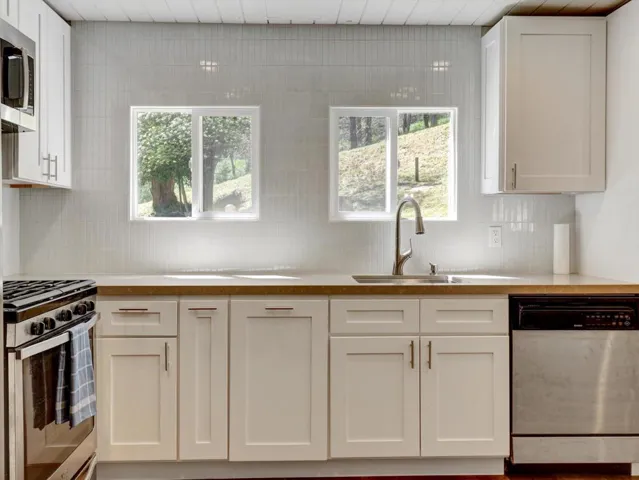 37-488 Hunt Lane-37