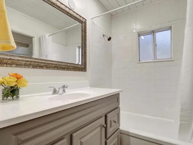 60-488 Hunt Lane-60