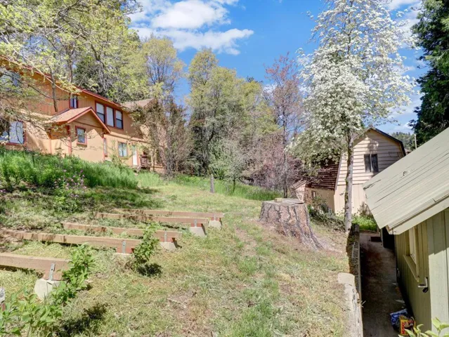 23-488 Hunt Lane-23