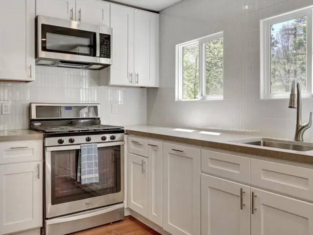47-488 Hunt Lane-47