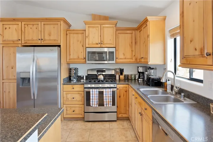 58269 Alta Mesa Drive, Yucca Valley, California 92284