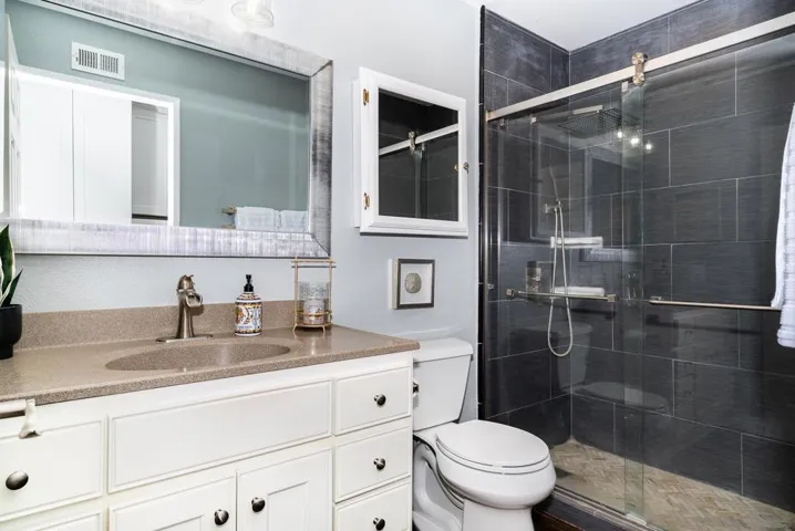 10225 Via Del Sud, San Diego, California 92129