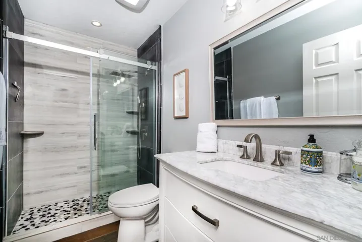 10225 Via Del Sud, San Diego, California 92129