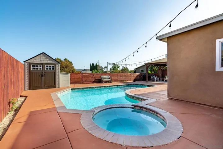 10225 Via Del Sud, San Diego, California 92129