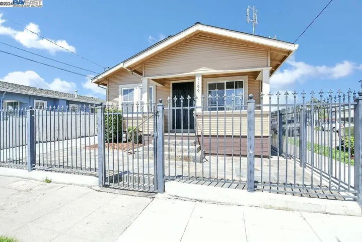 1199 60th Ave, Oakland, California 94621