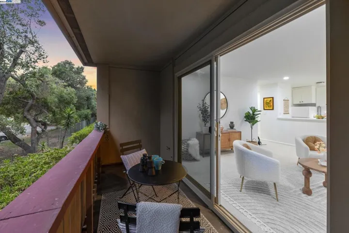 1321 Webster Street D107, Alameda, California 94501